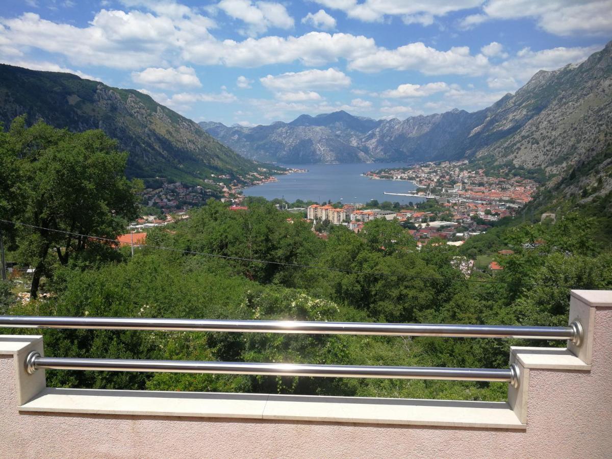 Tim Apartment Kotor Exterior foto